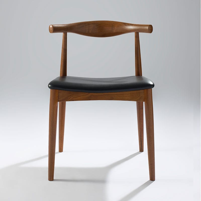 The CH20 Elbow Chair: A Study in Simplicity and Ergonomics