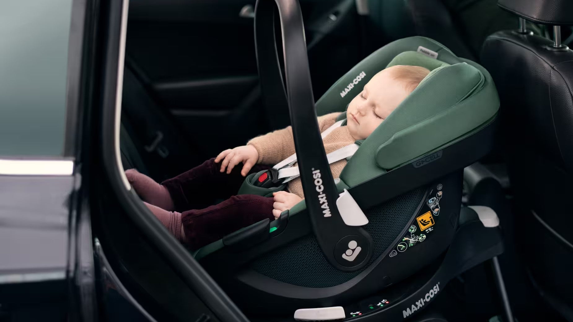 Car seat safety rules explained: What does an ECE R44/04 label mean ...