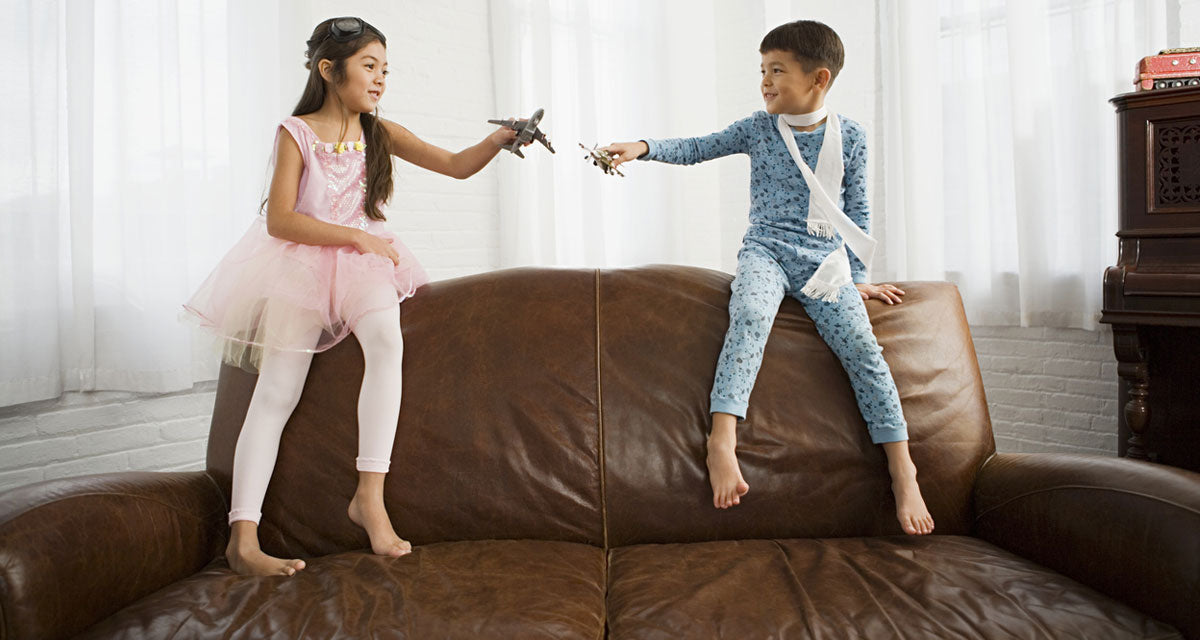 Leather Sofas and Children: A Practical and Stylish Choice for Young Families