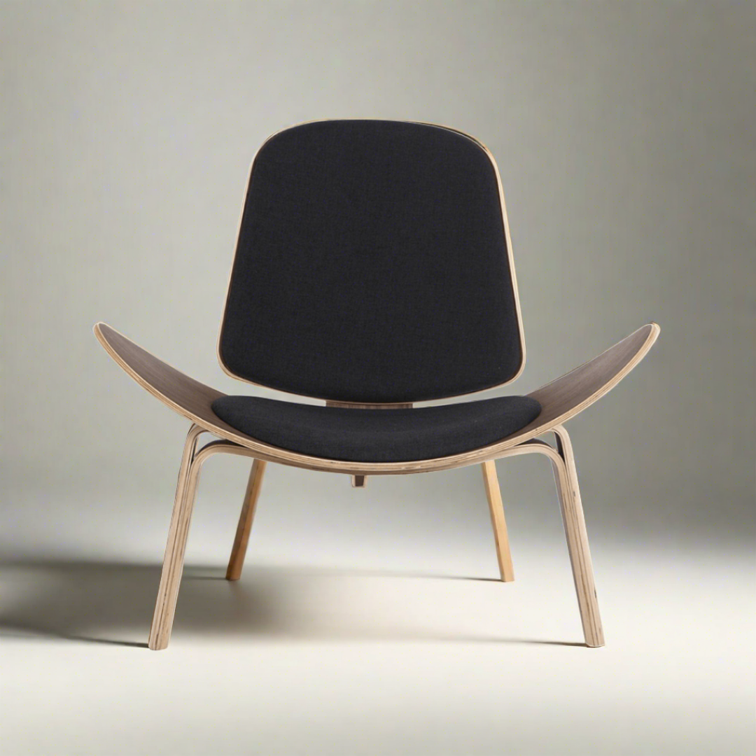 Understanding the CH07 Shell Chair by Hans Wegner: Innovation in Form and Comfort