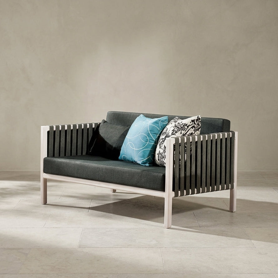 Garnet Outdoor Sofa | WA1054