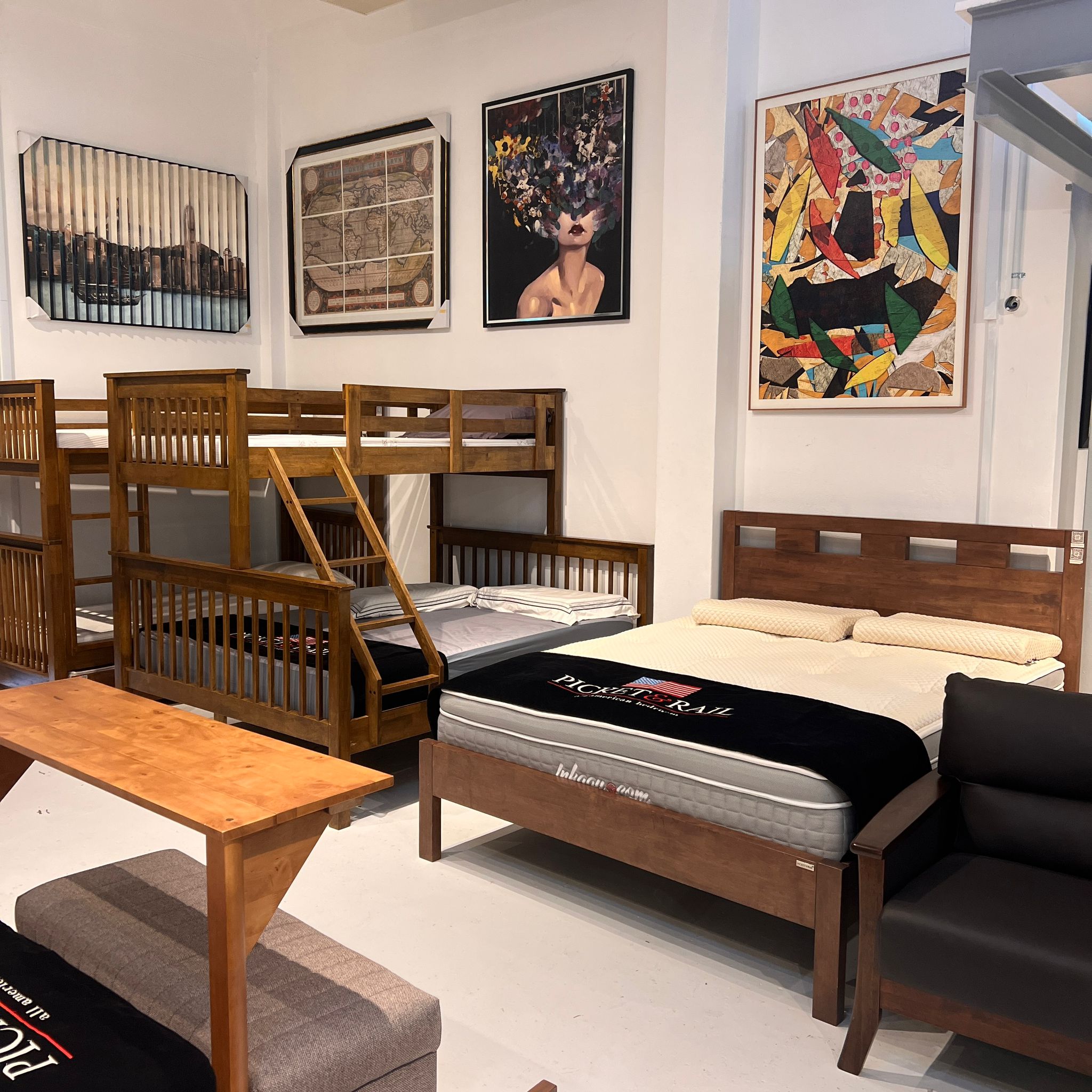 Picket&Rail Custom Interiors 35 Senang Crescent Picket&Rail Custom