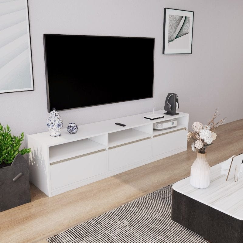 Image showcasing Small Luxury Living Room vs Minimalist vs Classic Luxury