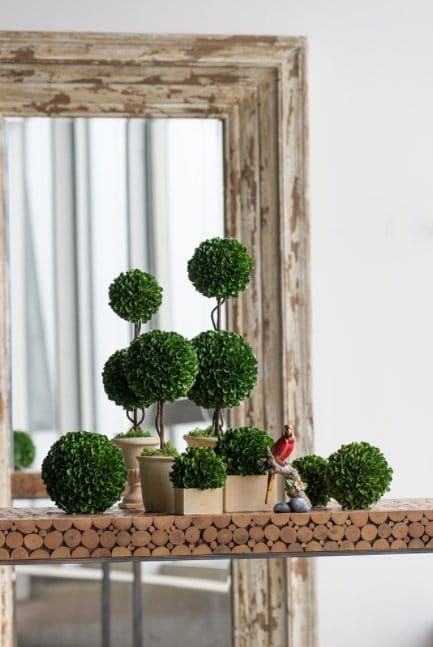 Decorative Plants - Faux Boxwood Topiary Ball (29400) picket and rail