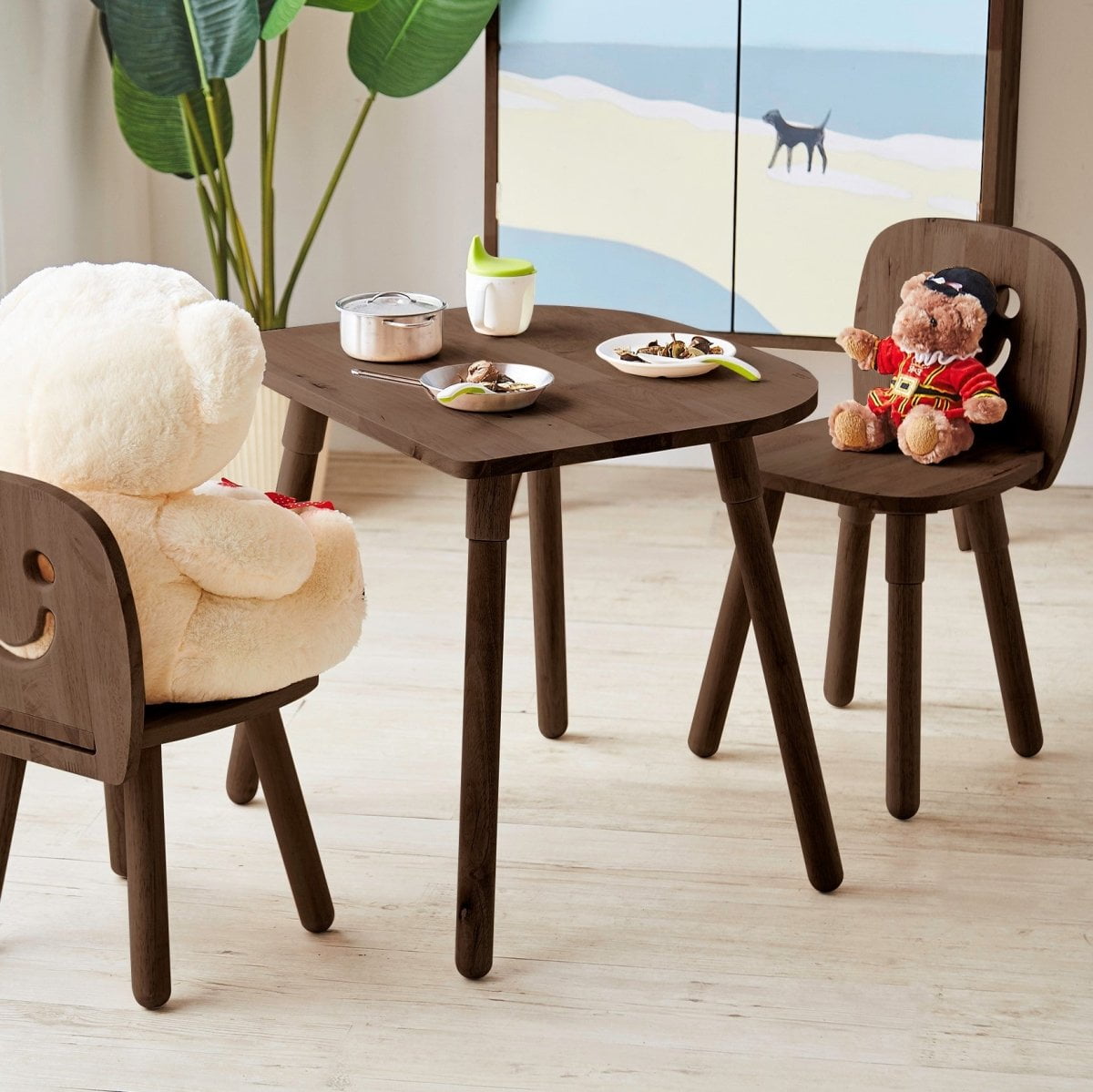 Smiley Solid Wood Kids Table Col: Walnut (WIL-6521T) picket and rail