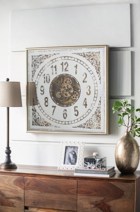 Wall Decoratives - Colossal Clock (48064) picket and rail